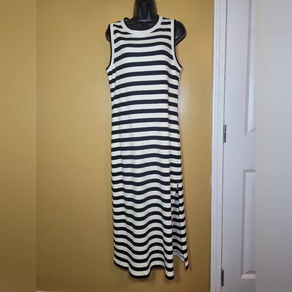 Karen Kane Black and White Striped Sleeveless Maxi Dress